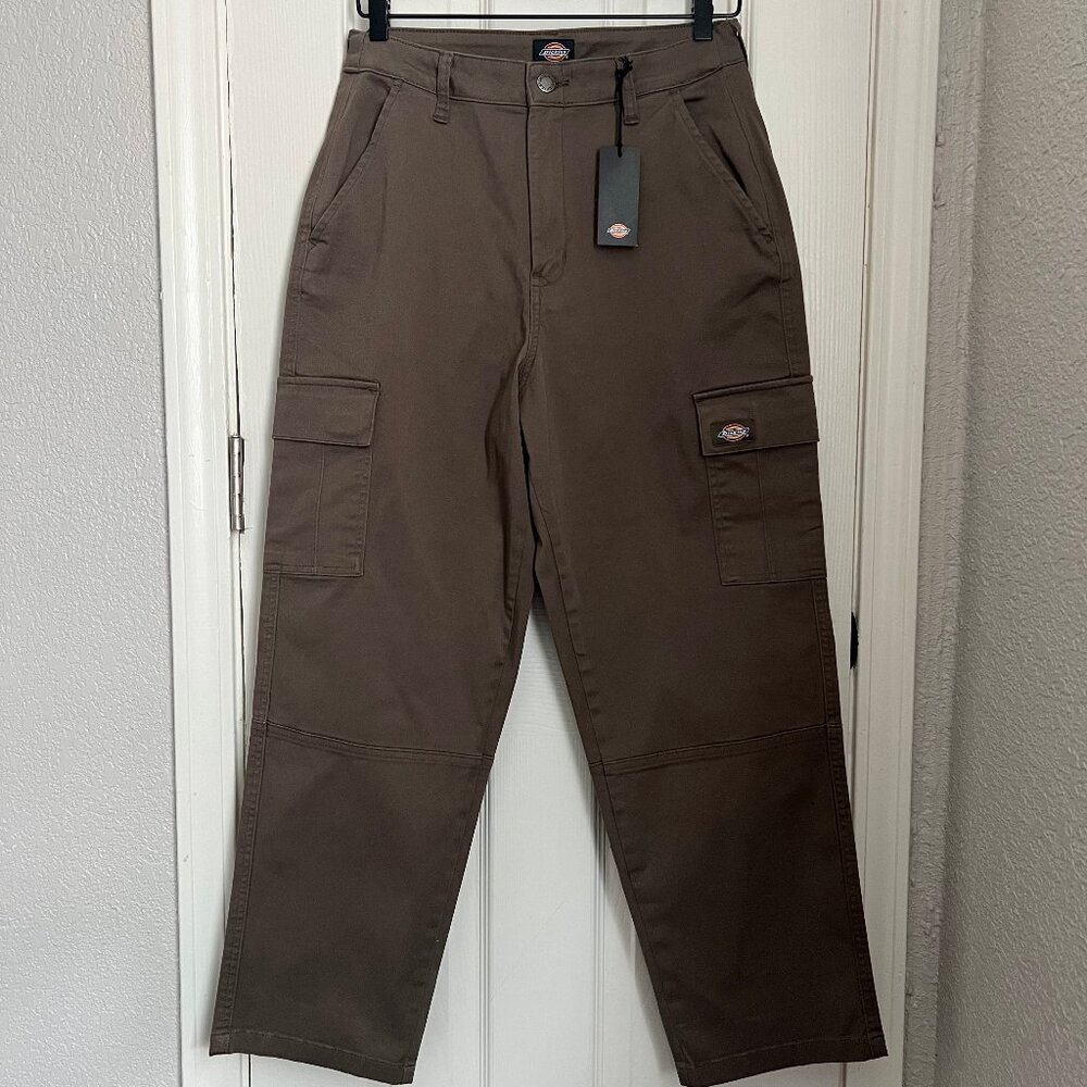 NWT Dickies Women's Woven Twill Pant - Size 29R*